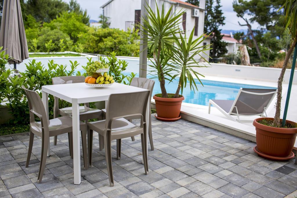 Apartments Bago Trogir Eksteriør billede