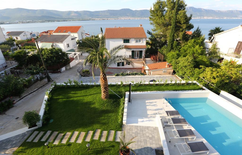 Apartments Bago Trogir Eksteriør billede