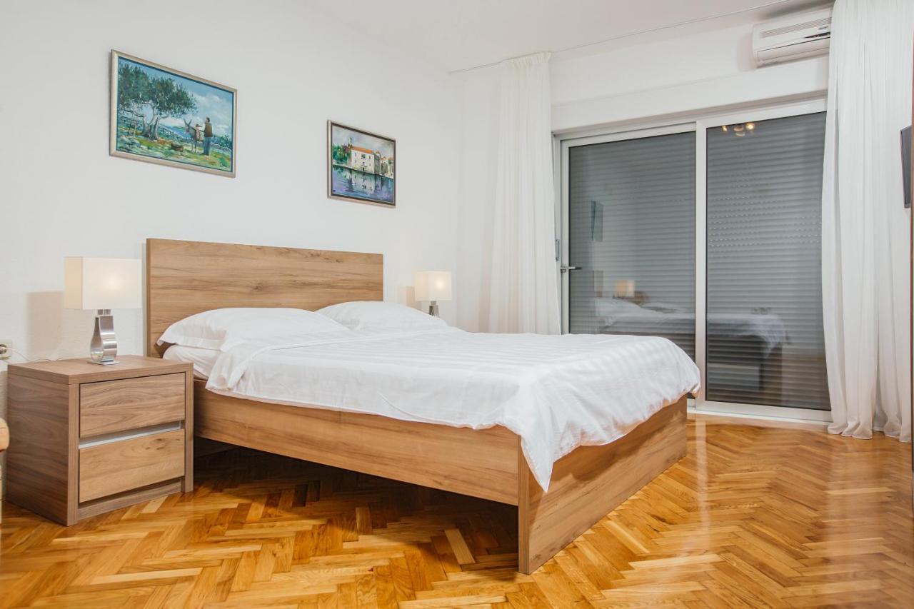 Apartments Bago Trogir Eksteriør billede