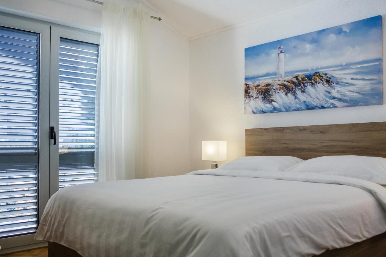 Apartments Bago Trogir Eksteriør billede